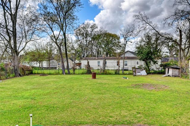 8119 Yale Street, Houston, TX 77037