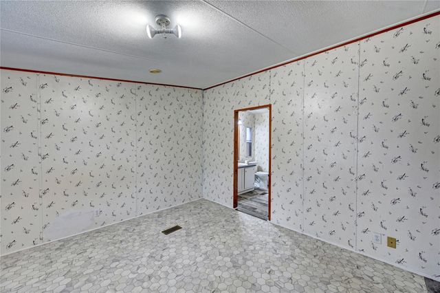 8119 Yale Street, Houston, TX 77037