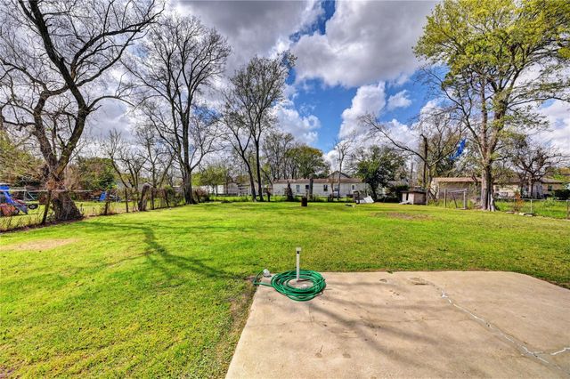 8119 Yale Street, Houston, TX 77037