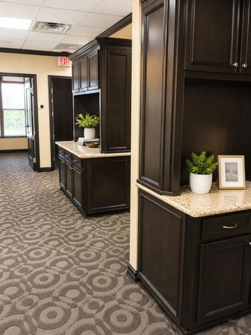 1135 Kinwest Parkway 150, Irving, TX 75063
