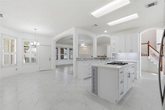 16614 Shorecrest Drive, Houston, TX 77095