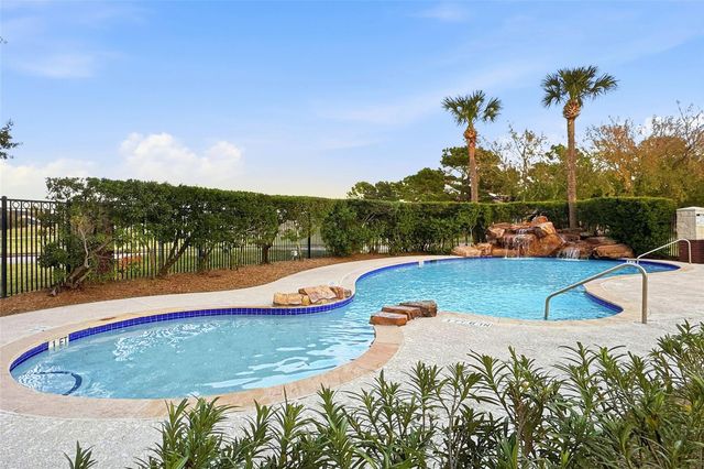 16614 Shorecrest Drive, Houston, TX 77095