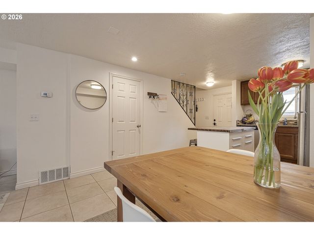 19865 Sw 68TH Ave, Tualatin, OR 97062