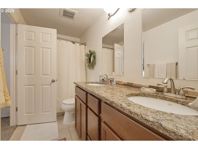 19865 Sw 68TH Ave, Tualatin, OR 97062