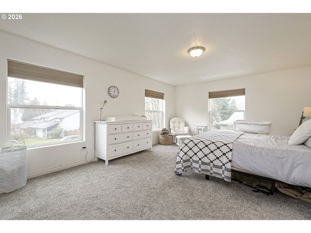 19865 Sw 68TH Ave, Tualatin, OR 97062