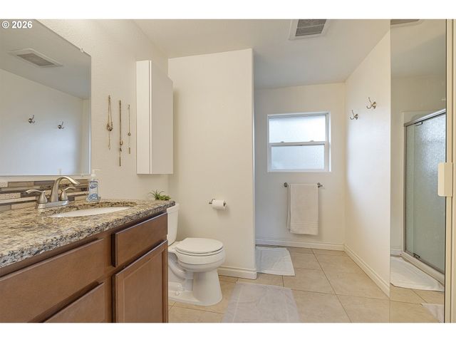 19865 Sw 68TH Ave, Tualatin, OR 97062