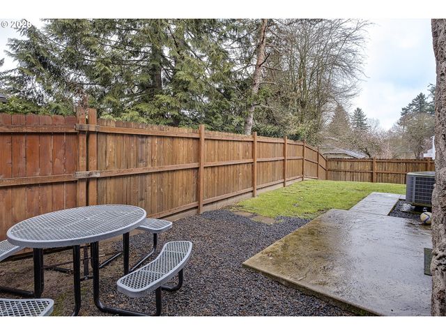 19865 Sw 68TH Ave, Tualatin, OR 97062