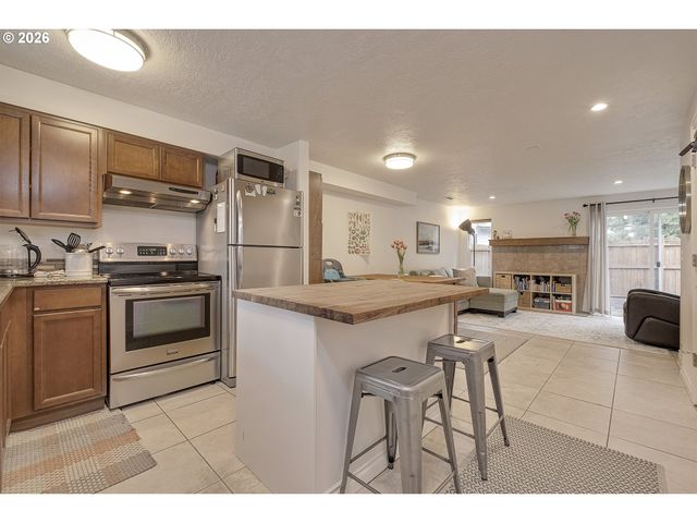 19865 Sw 68TH Ave, Tualatin, OR 97062