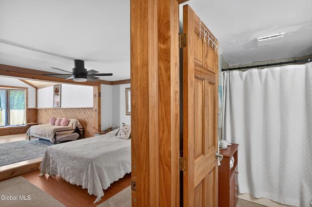 28 Thimbleberry Road, Malta, NY 12020