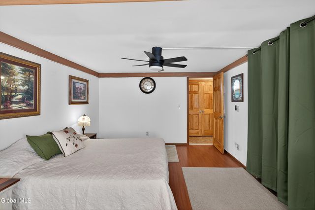 28 Thimbleberry Road, Malta, NY 12020
