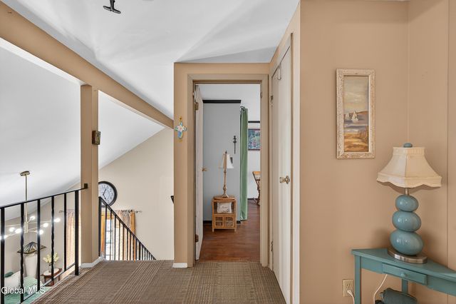 28 Thimbleberry Road, Malta, NY 12020