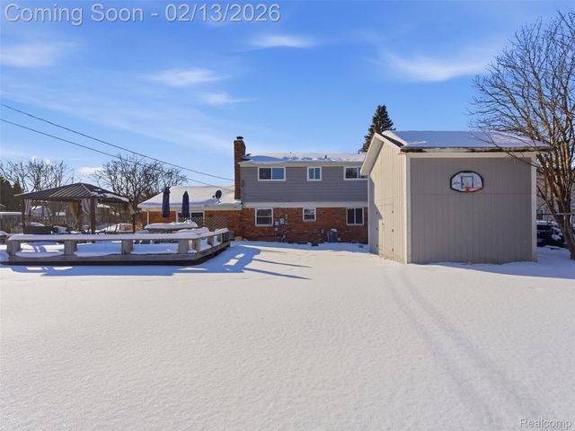 4212 Halkirk Drive, Waterford Charter Township, MI 48329