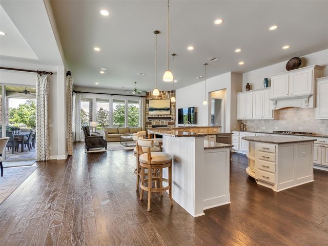 114 N Braided Branch Drive, Tomball, TX 77375