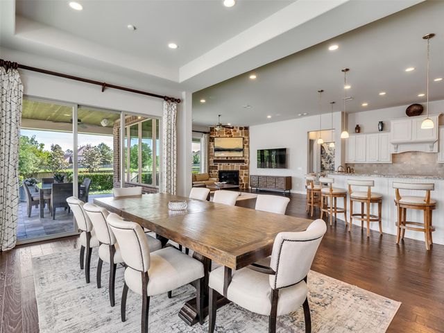 114 N Braided Branch Drive, Tomball, TX 77375