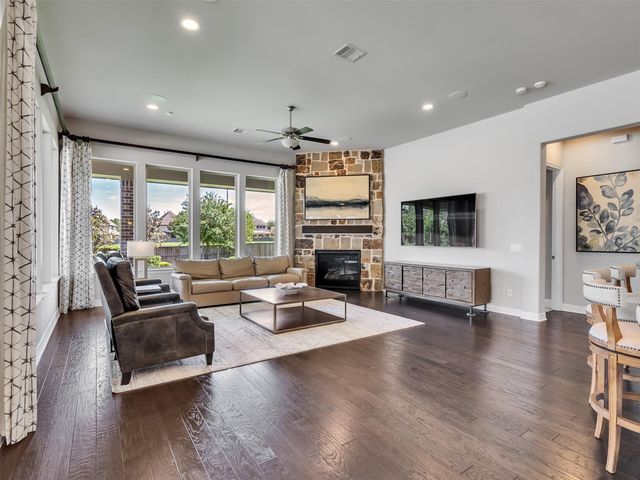 114 N Braided Branch Drive, Tomball, TX 77375