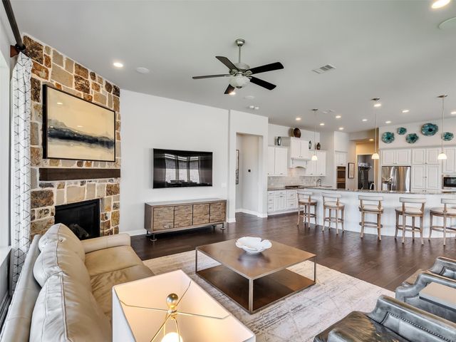 114 N Braided Branch Drive, Tomball, TX 77375