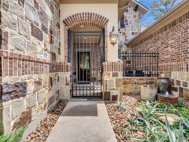 114 N Braided Branch Drive, Tomball, TX 77375