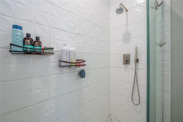 2341 W CHESTNUT STREET, Tampa, FL 33607