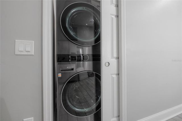 2341 W CHESTNUT STREET, Tampa, FL 33607