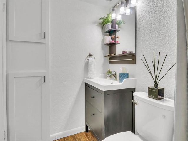 3401 Timmons Lane 27, Houston, TX 77027