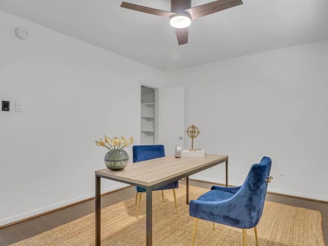 3401 Timmons Lane 27, Houston, TX 77027