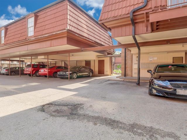 3401 Timmons Lane 27, Houston, TX 77027