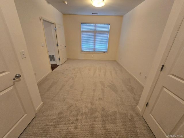 410 Westchester Avenue 115, Port Chester, NY 10573