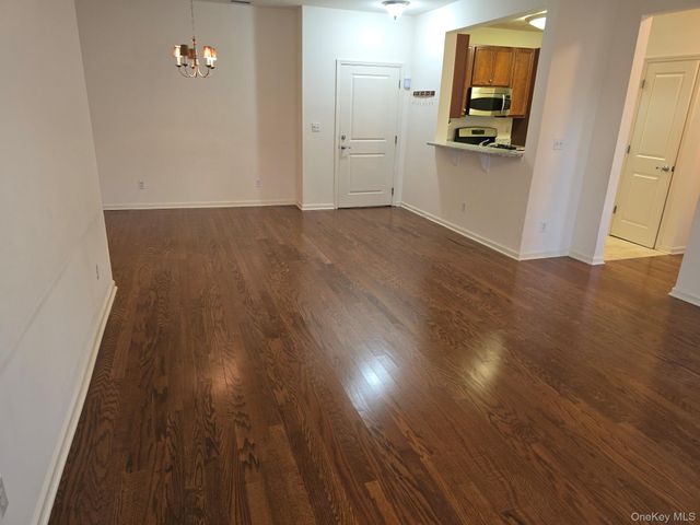 410 Westchester Avenue 115, Port Chester, NY 10573