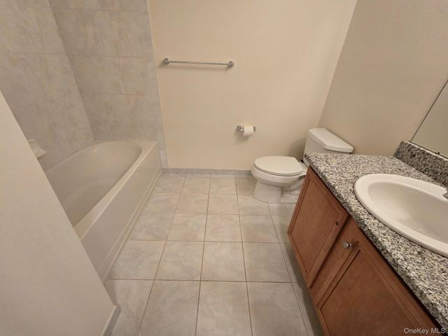 410 Westchester Avenue 115, Port Chester, NY 10573