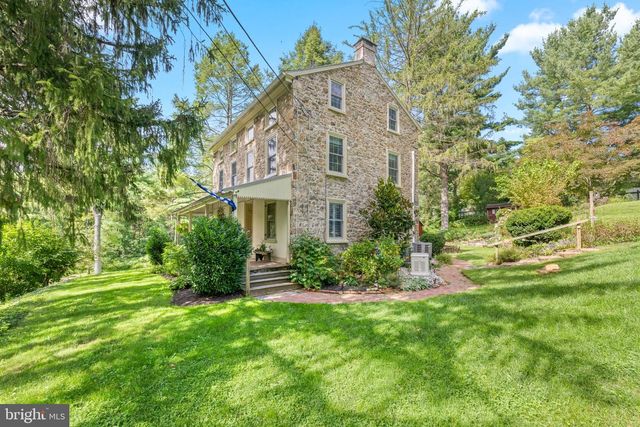 2965 FLOWING SPRINGS RD, Spring City, PA 19475
