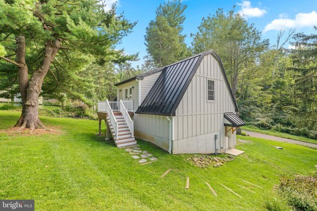 2965 FLOWING SPRINGS RD, Spring City, PA 19475