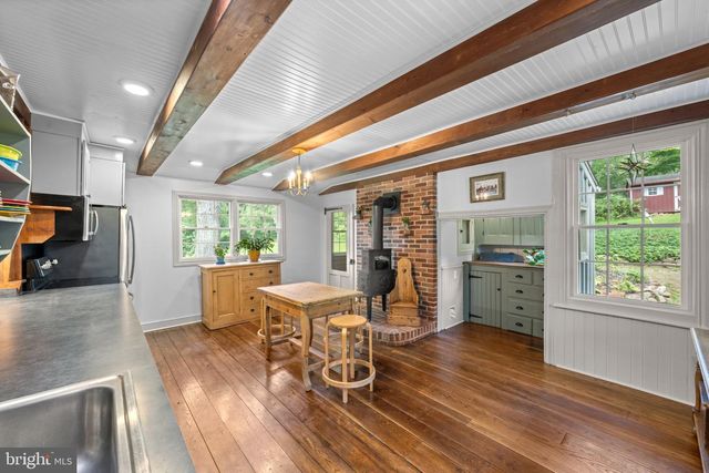 2965 FLOWING SPRINGS RD, Spring City, PA 19475