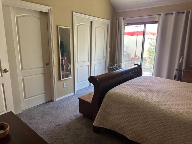 947 E Foxhill, Fresno, CA 93720