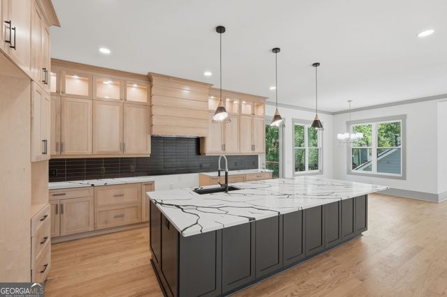 4842 Sturbridge Crescent NE, Roswell, GA 30075