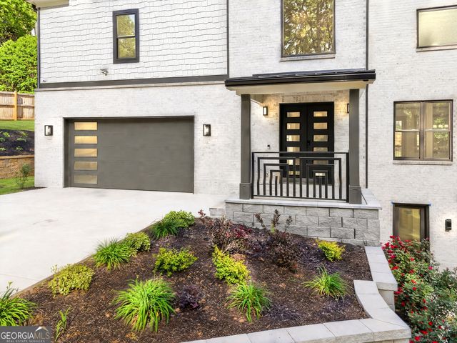 4842 Sturbridge Crescent NE, Roswell, GA 30075