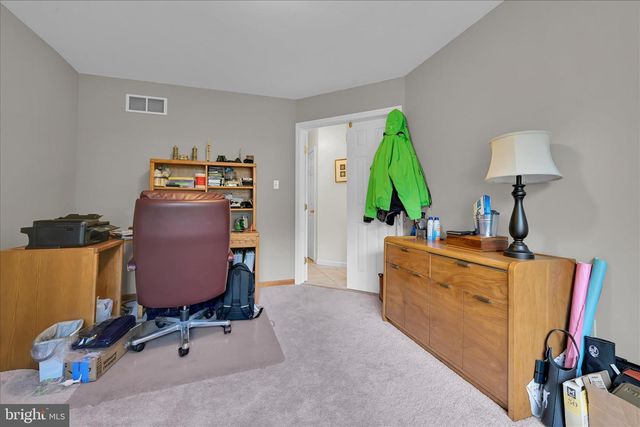 13 TALL OAKS DR, Pottsville, PA 17901