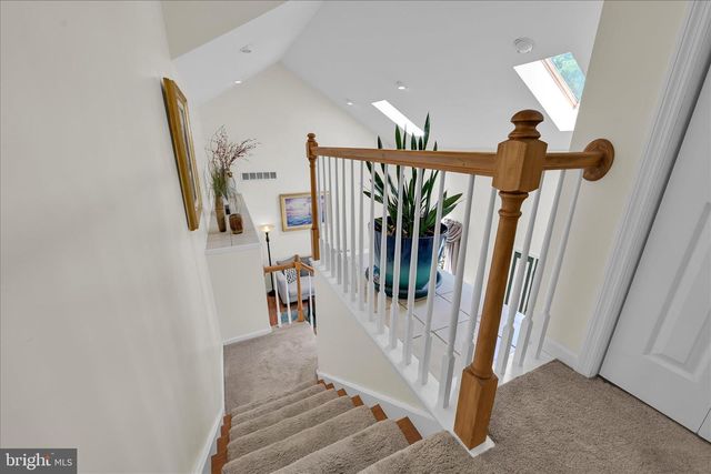 13 TALL OAKS DR, Pottsville, PA 17901