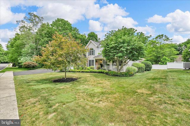 13 TALL OAKS DR, Pottsville, PA 17901