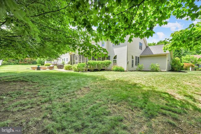 13 TALL OAKS DR, Pottsville, PA 17901