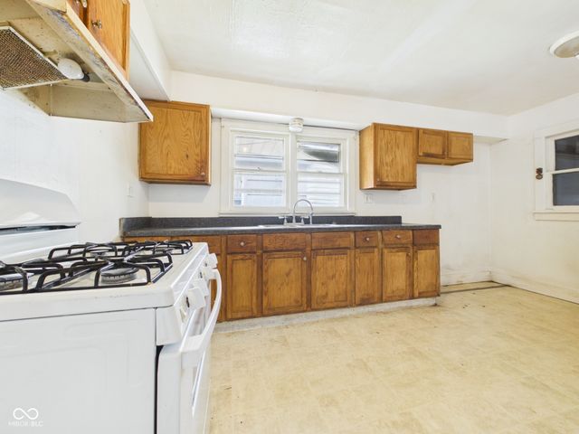 1705 Johnson Avenue, Anderson, IN 46016