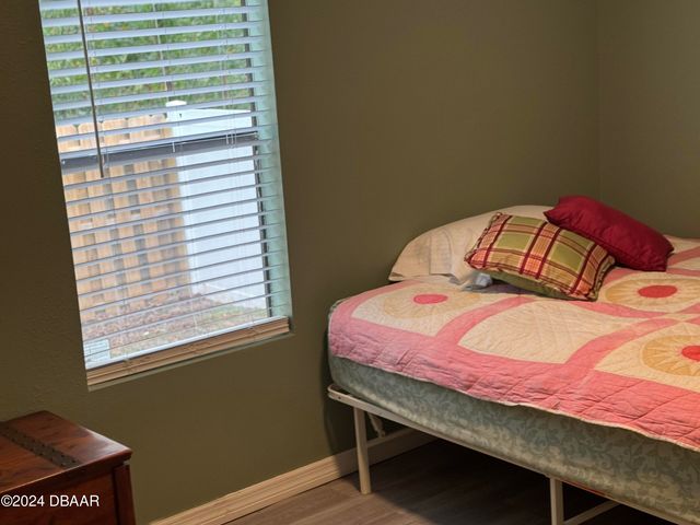 16 Golden Gate Circle, Port Orange, FL 32129