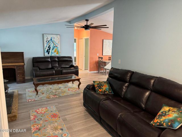 16 Golden Gate Circle, Port Orange, FL 32129