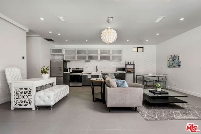 204 Bell Canyon Road, Bell Canyon, CA 91307