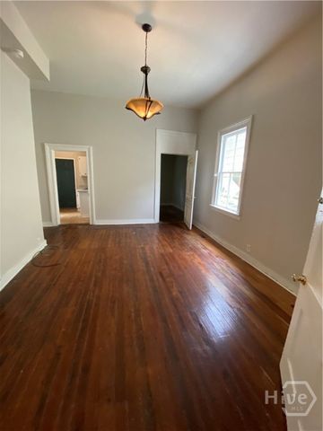 516 W 38th Street, Savannah, GA 31415