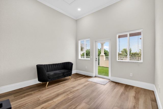 1942 NE 6th Street C, Deerfield Beach, FL 33441