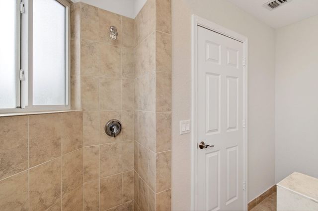 1942 NE 6th Street C, Deerfield Beach, FL 33441