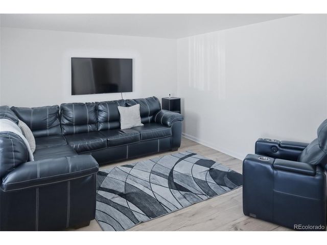 1412 S Osage St, Denver, CO 80223