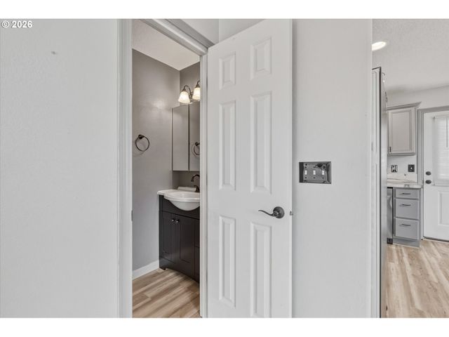 4000 Ne 109TH Ave Y123, Vancouver, WA 98682