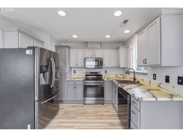 4000 Ne 109TH Ave Y123, Vancouver, WA 98682