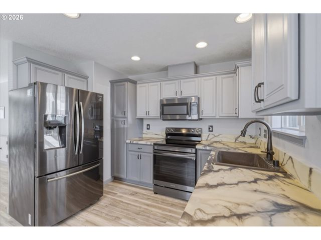 4000 Ne 109TH Ave Y123, Vancouver, WA 98682